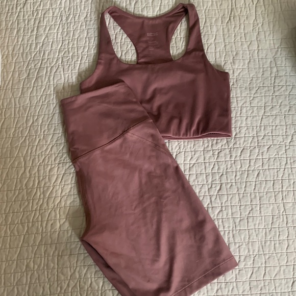 Girlfriend Collective Set (Acorn) - Picture 3 of 8